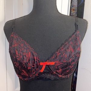 Sophie B. | women’s bra | 34D | lace | red-black